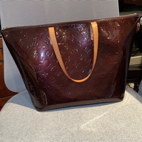 Louis Vuitton amarante GM bellevue patent lesther tote - Picture 3 of 8